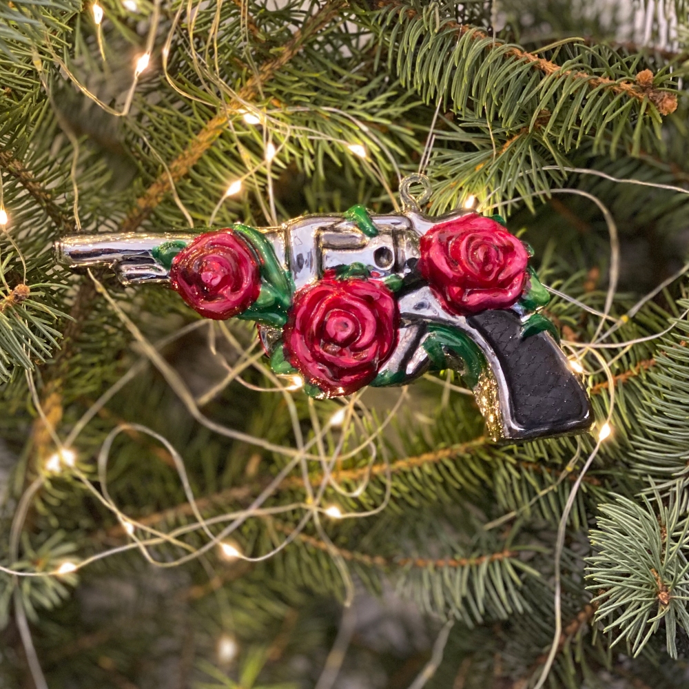 Pistolet z różami
